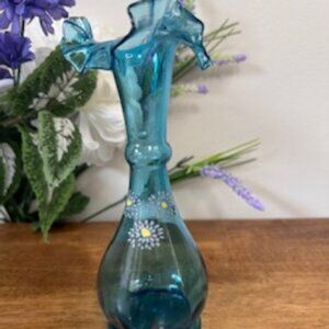 Victorian Style Blue Ruffle Vase – Hand Painted Daisies Delicate Art Glass Vinta